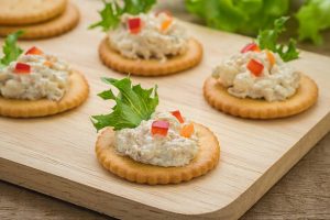 Tuna salad with whole-grain crackers-Mediterranean diet snacks