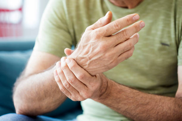 joint pain from Seronegative arthritis